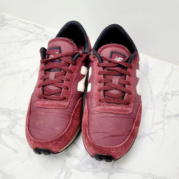 New Balance 410 Burgundy Red Running Shoes Size: 6 US - Picture 2 of 10